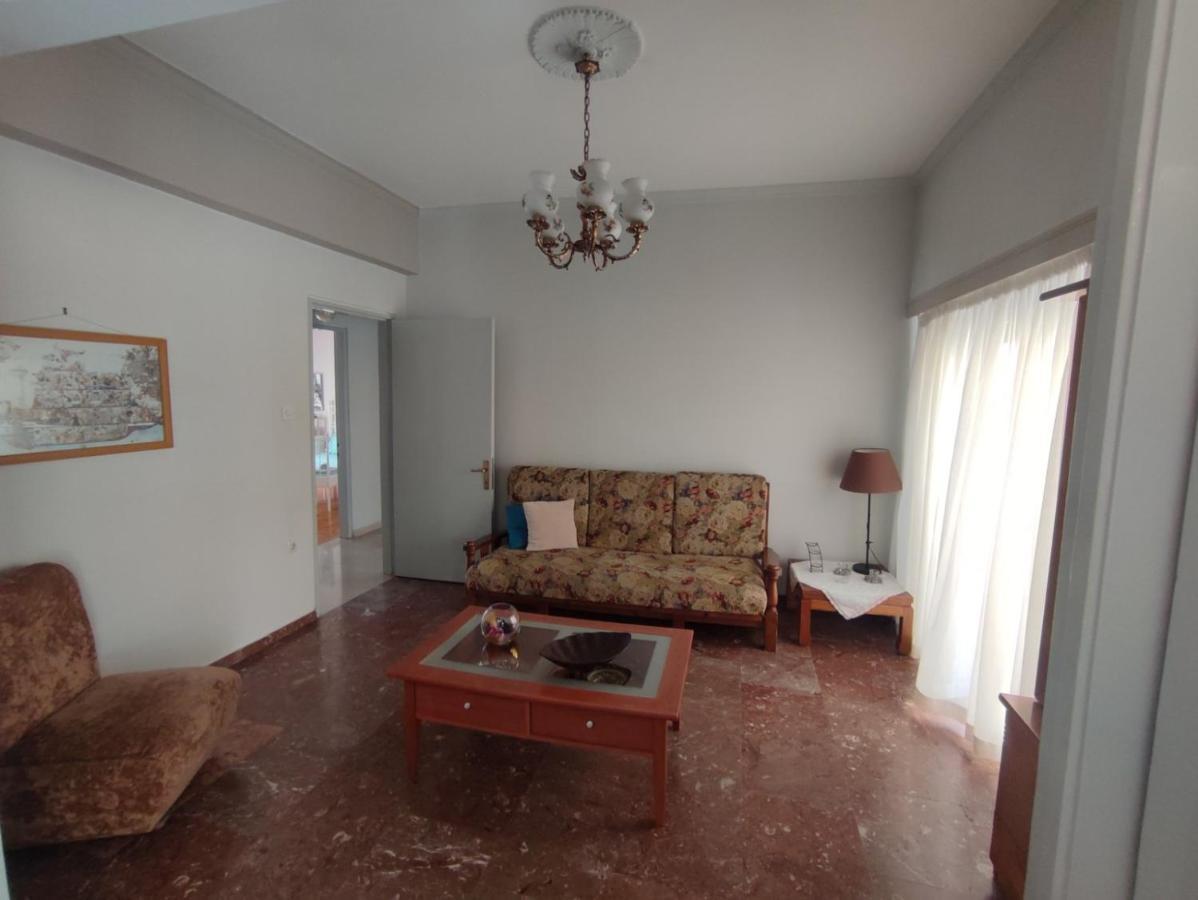 2 Br110 Sqm Free Parking Full Clima Apartment Патра Екстериор снимка